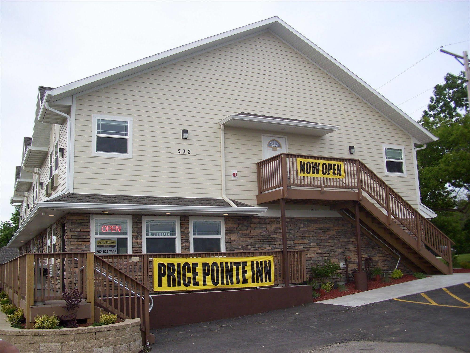 Price Pointe Inn Waukesha Esterno foto